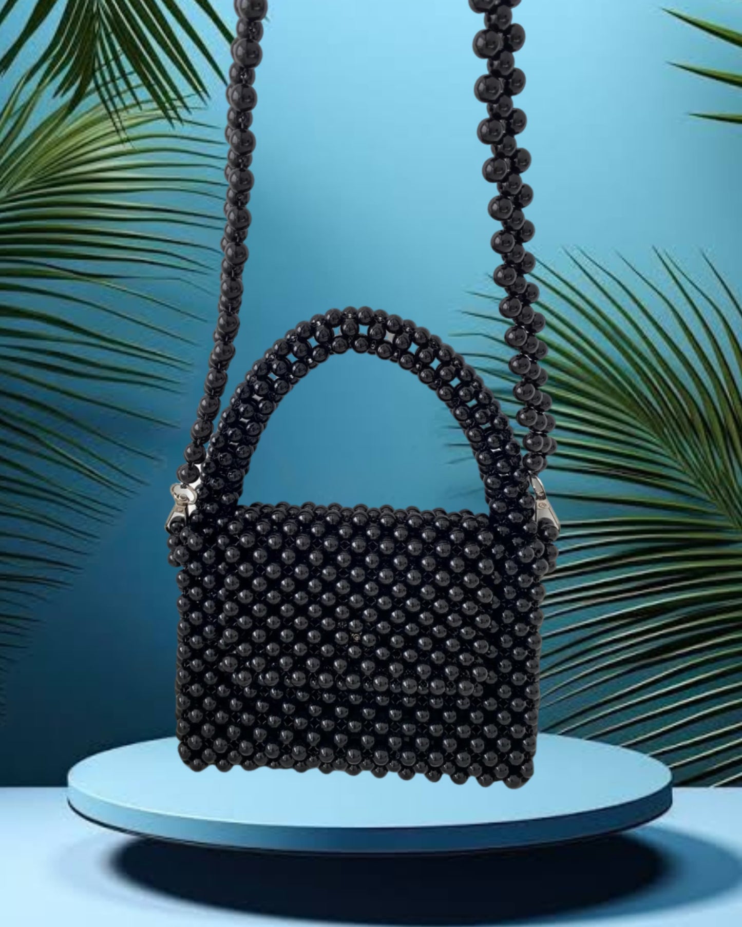 BLACK PEARL BAG WITH LONG STRIP